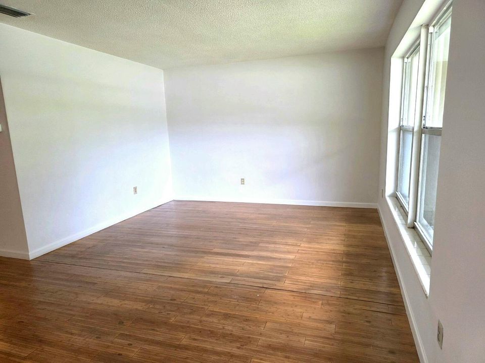 MLS_interior_bright_100125