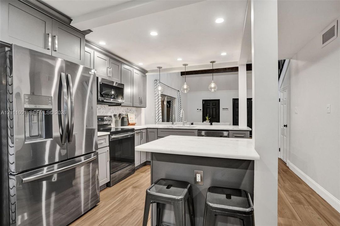 For Sale: $579,000 (4 beds, 3 baths, 1960 Square Feet)