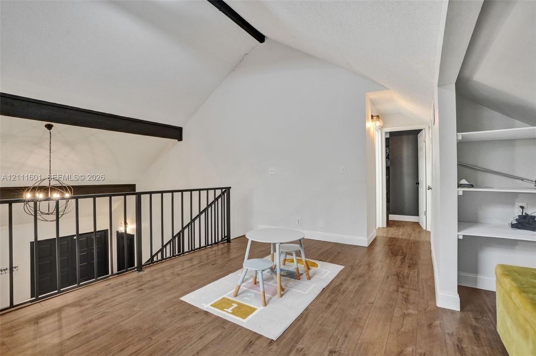For Sale: $579,000 (4 beds, 3 baths, 1960 Square Feet)