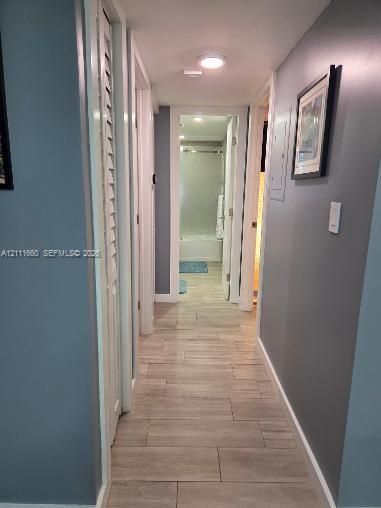 For Sale: $320,000 (2 beds, 2 baths, 1092 Square Feet)