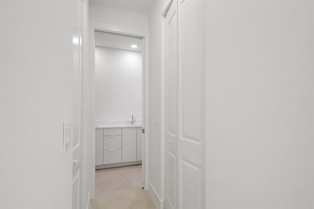 4606 Hibiscus - MLS - 015