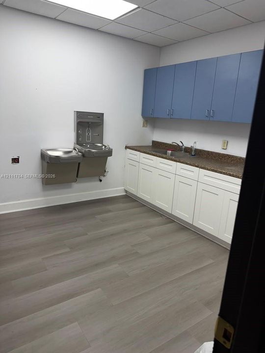 For Rent: $4,550 (0 beds, 0 baths, 0 Square Feet)