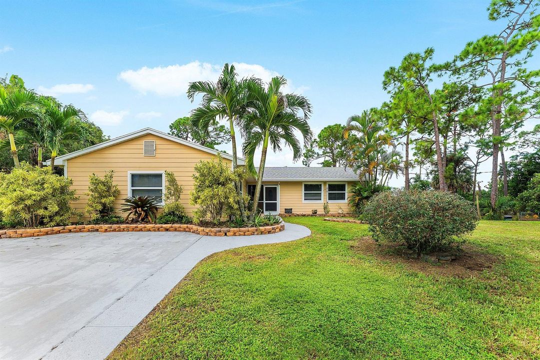 002-1294666thStreetNorth-WestPalmBeach-F