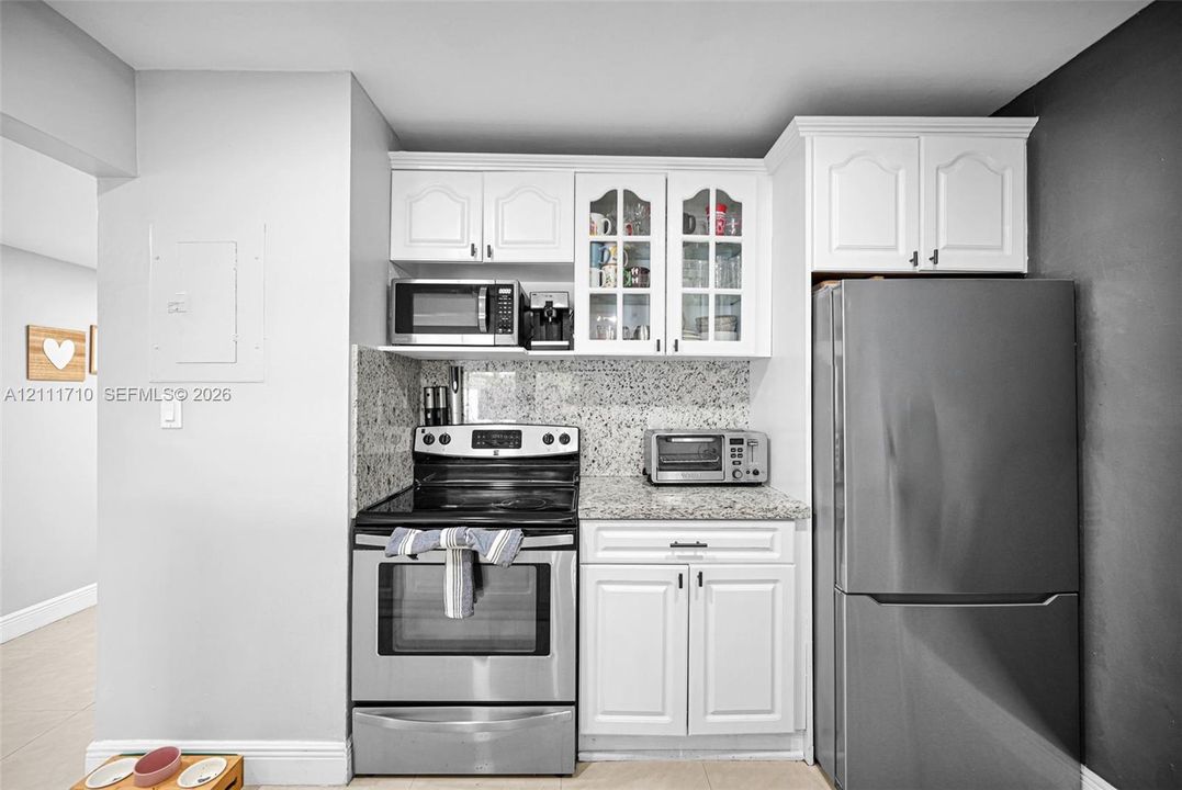 For Rent: $2,995 (2 beds, 2 baths, 1528 Square Feet)