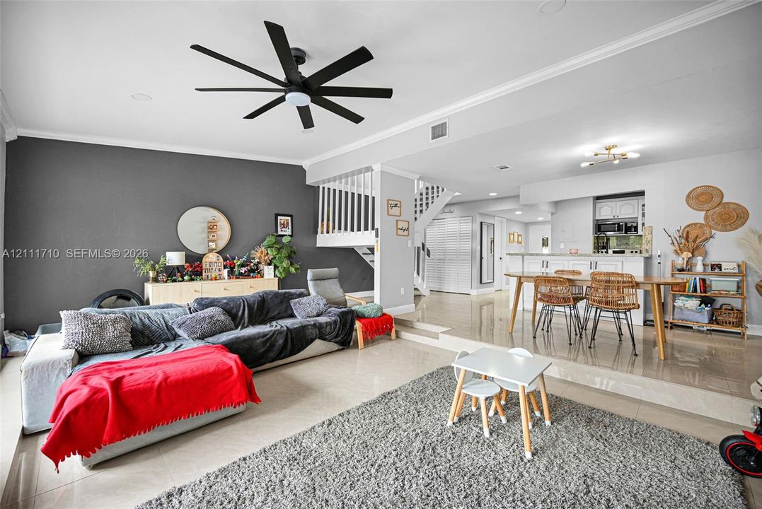 For Rent: $2,995 (2 beds, 2 baths, 1528 Square Feet)