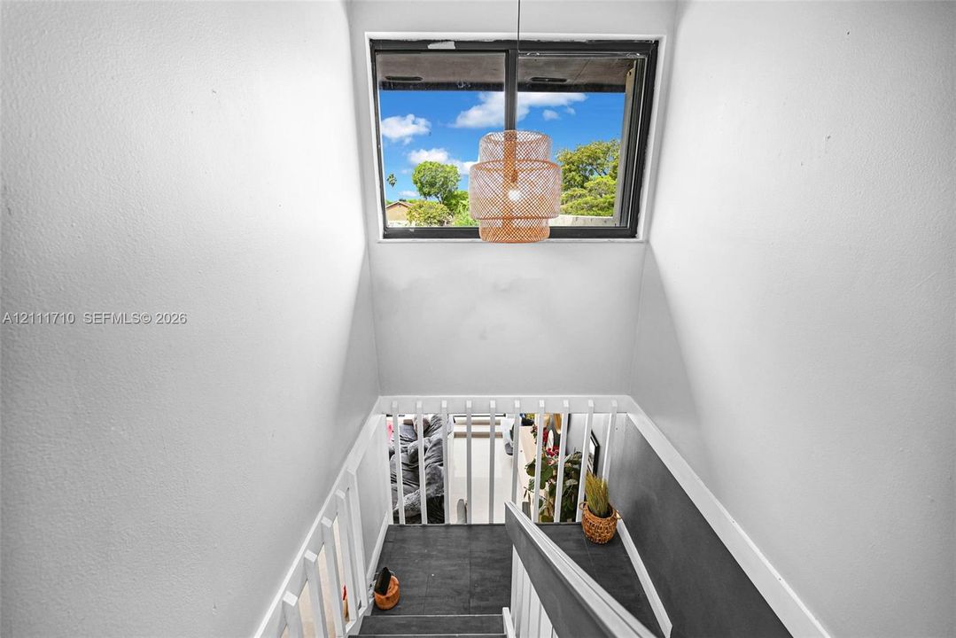 For Rent: $2,995 (2 beds, 2 baths, 1528 Square Feet)