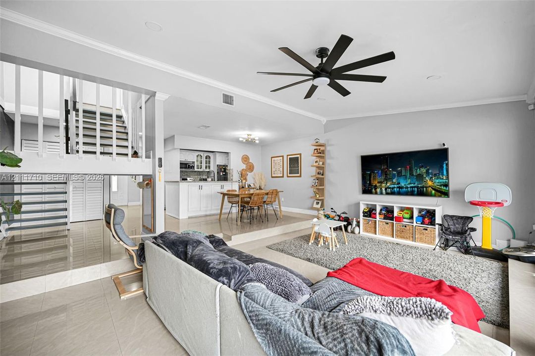 For Rent: $2,995 (2 beds, 2 baths, 1528 Square Feet)
