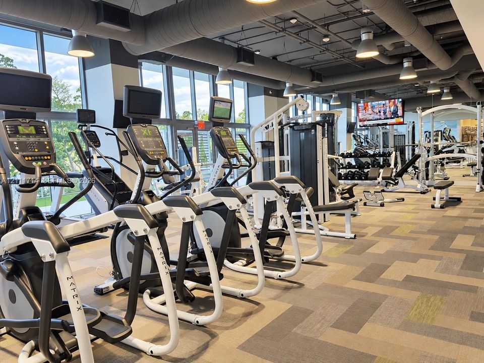 For Sale: $499,500 (1 beds, 2 baths, 937 Square Feet)
