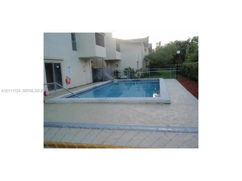 Swimming Pool/Hot Tub/Sauna