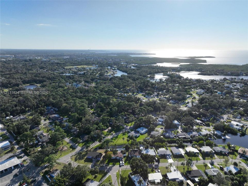 На продажу: $80,000 (0.18 acres)