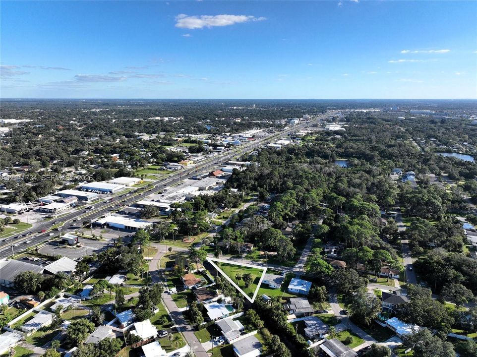 На продажу: $80,000 (0.18 acres)