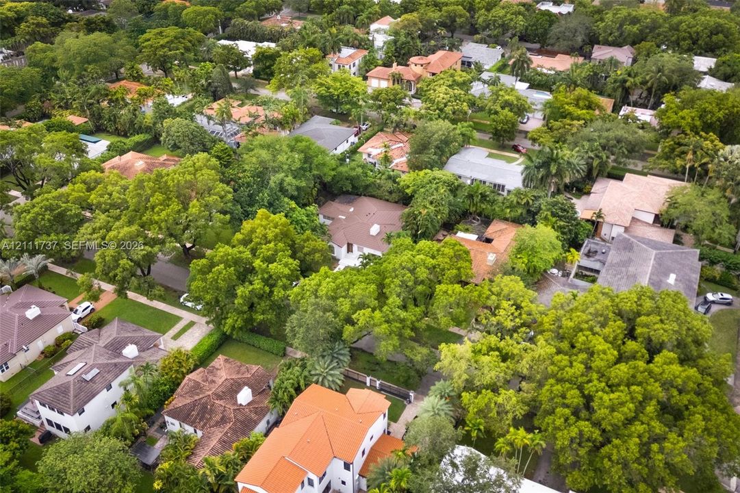 For Sale: $2,475,000 (4 beds, 2 baths, 2535 Square Feet)