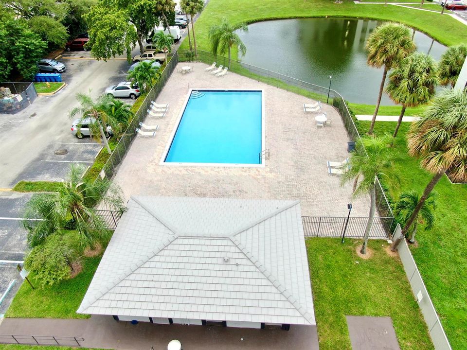 Pool2
