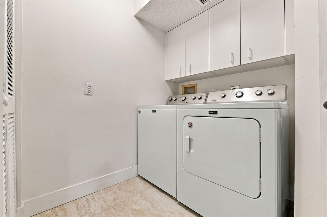 7550 Trent Dr_015