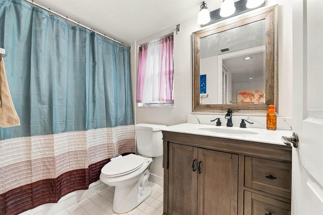 7550 Trent Dr_007