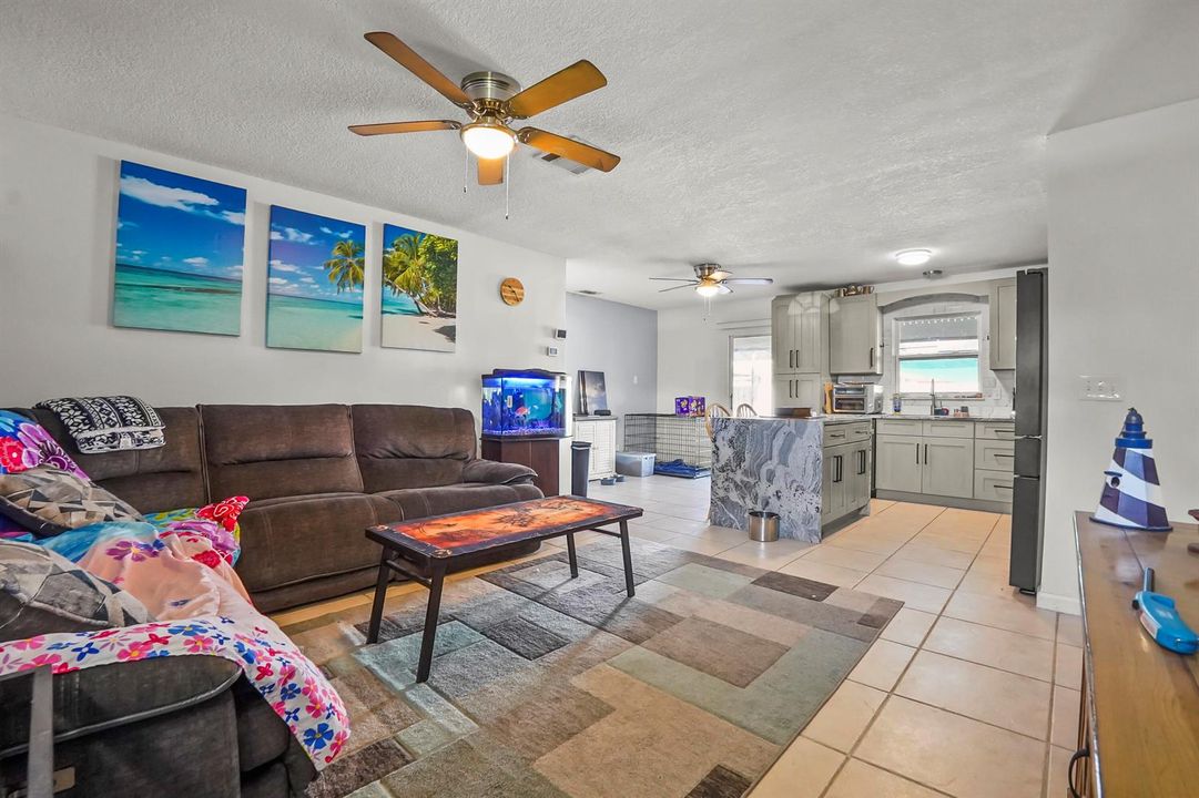 04 Living room 01