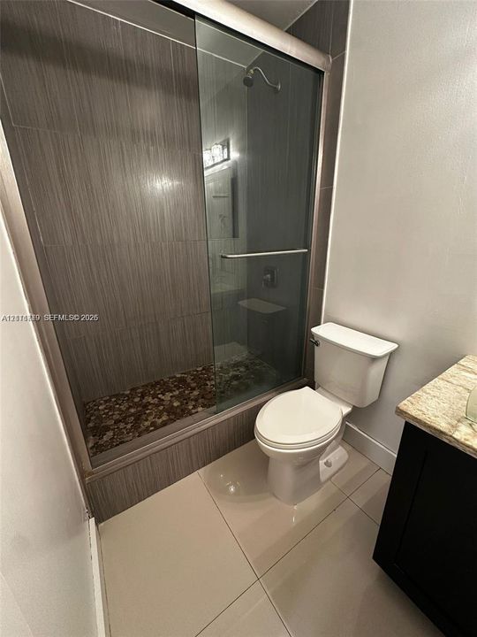 For Rent: $1,399 (1 beds, 1 baths, 475 Square Feet)