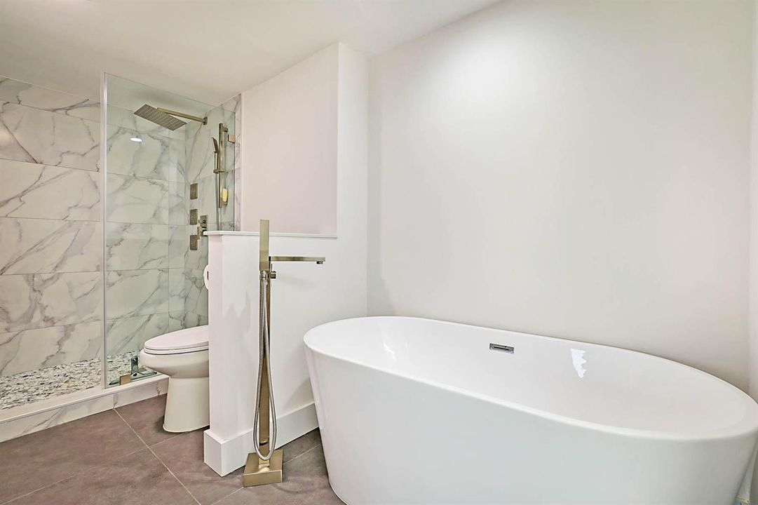3400 N Ocean Unit 1005-27