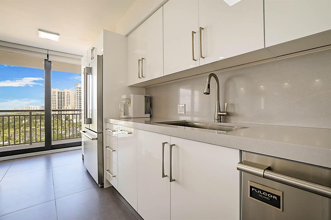3400 N Ocean Unit 1005-11