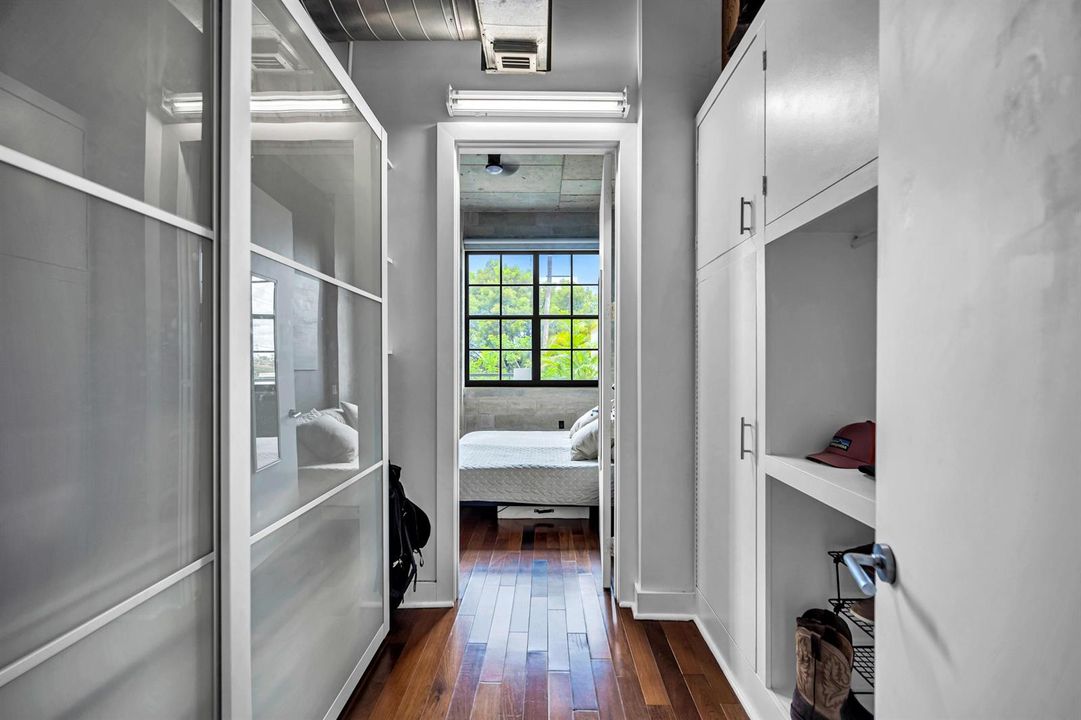 411 NW 1ST AVE APT 206-42