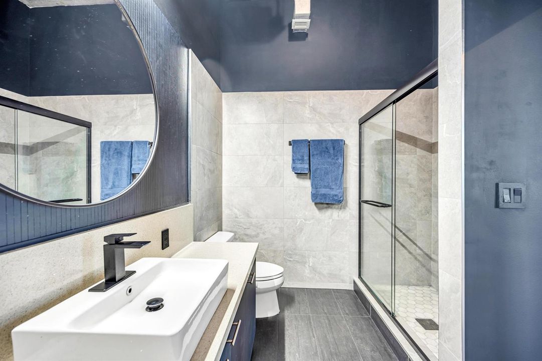 411 NW 1ST AVE APT 206-34