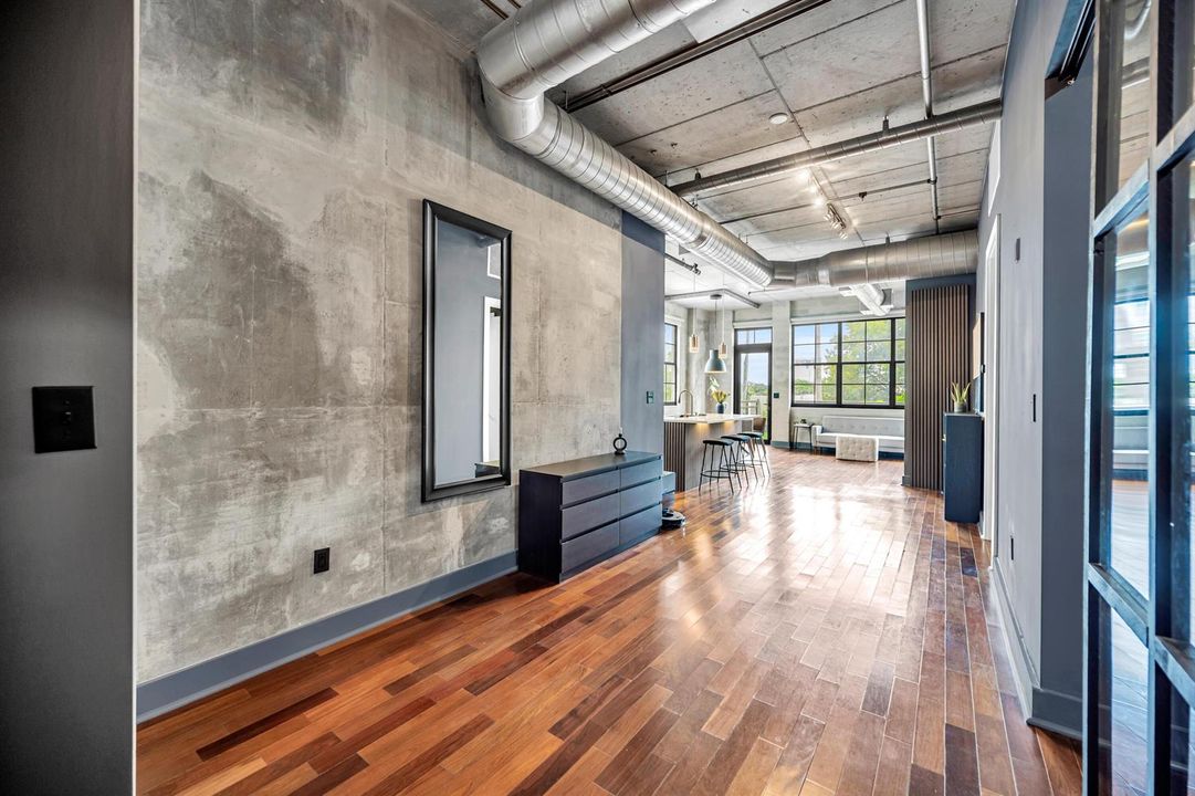 411 NW 1ST AVE APT 206-25