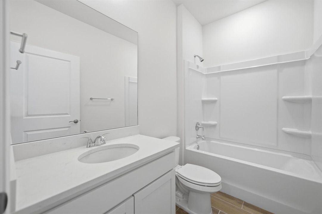 Guest / Hall bath