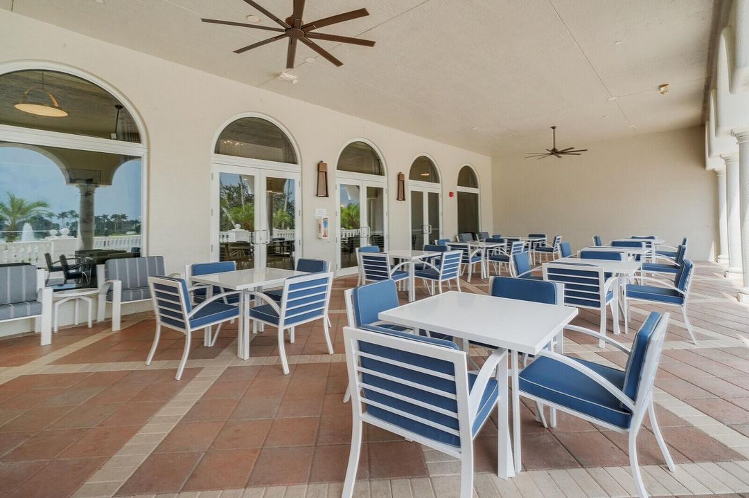 Clubhouse Outdoor Seating