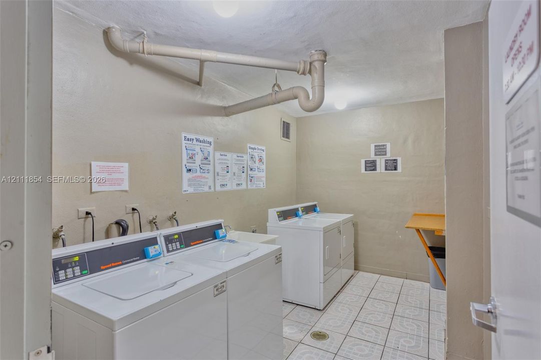 В аренду: $2,800 (2 спален, 2 ванн, 1181 Квадратных фут)