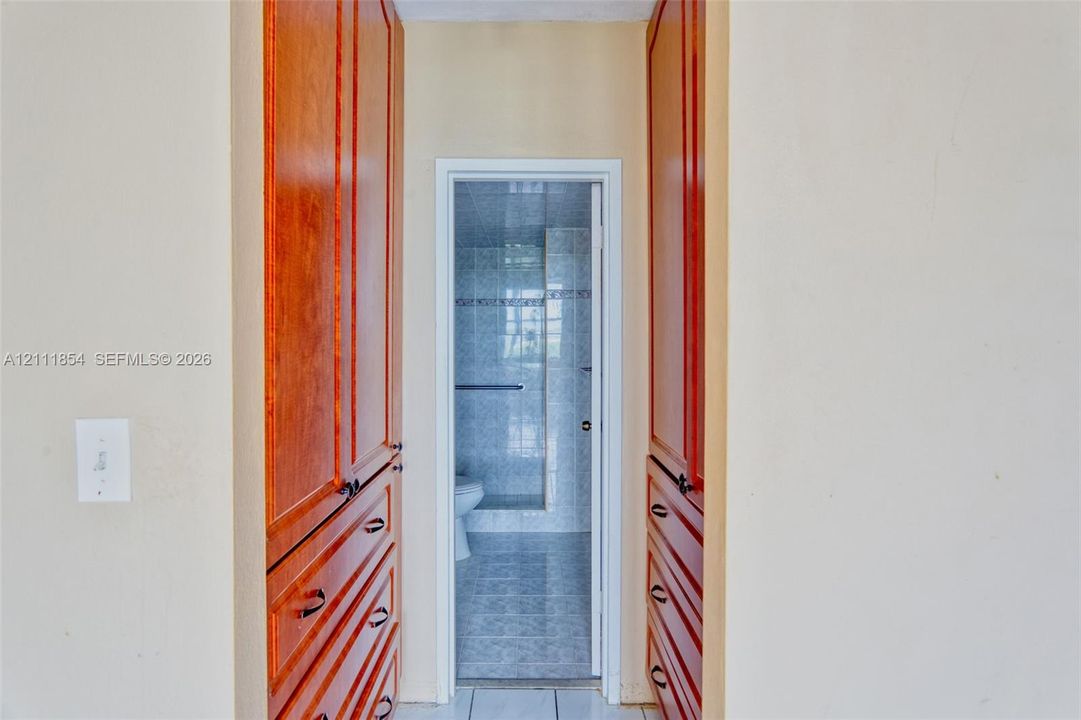 В аренду: $2,800 (2 спален, 2 ванн, 1181 Квадратных фут)
