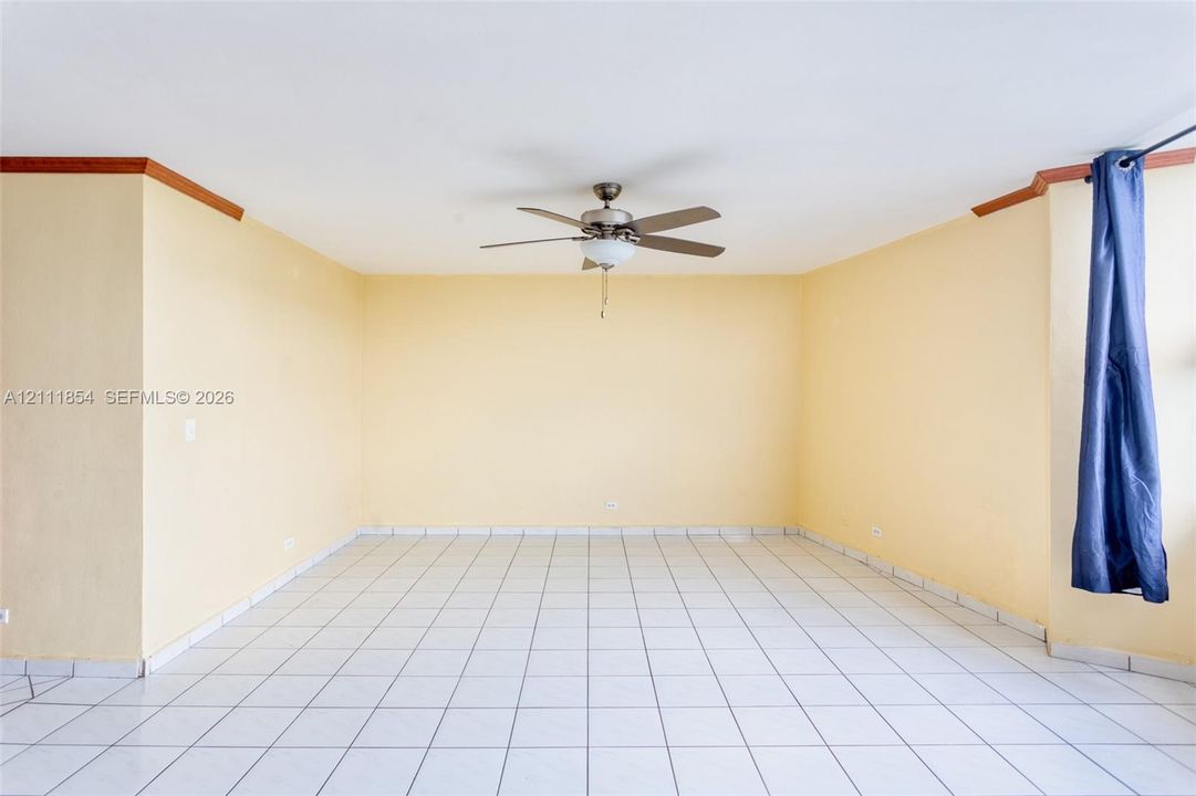 В аренду: $2,800 (2 спален, 2 ванн, 1181 Квадратных фут)