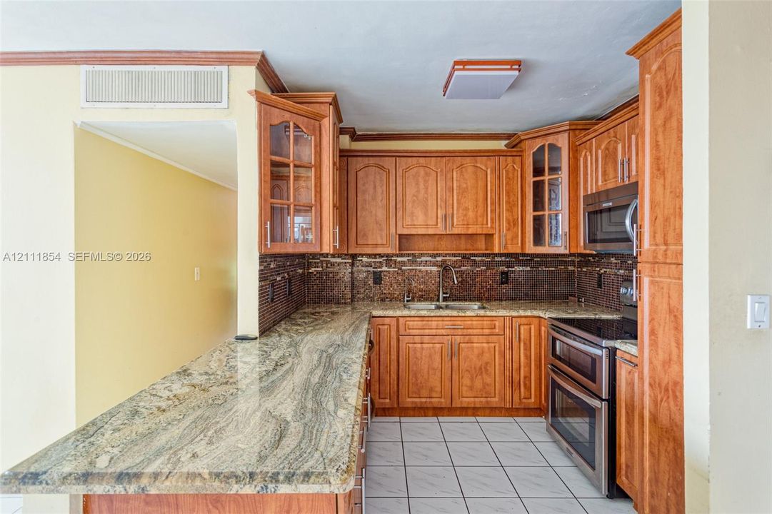 В аренду: $2,800 (2 спален, 2 ванн, 1181 Квадратных фут)