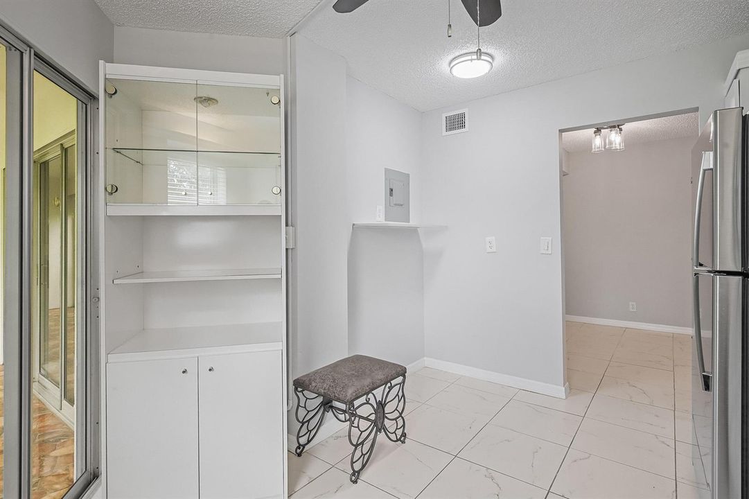 KITCHEN ONTO BALCONY