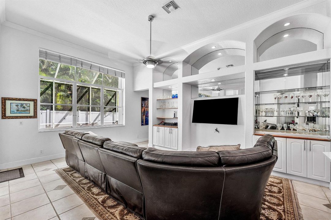 009-6973FinamoreCircle-Greenacres-FL-334