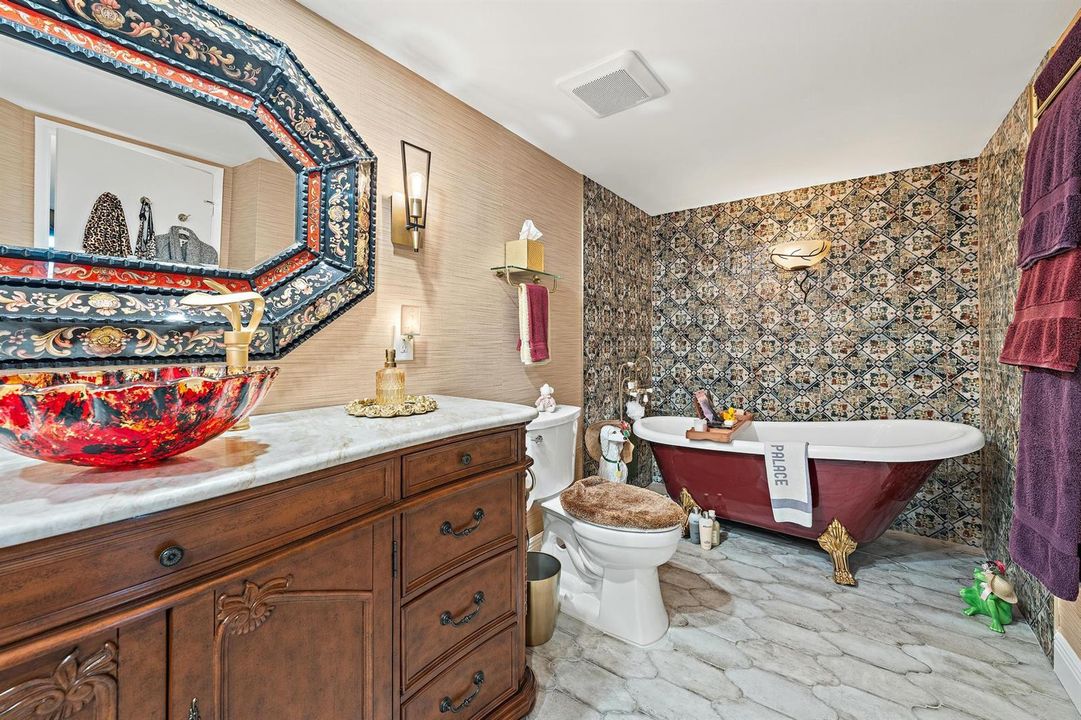PRINCIPAL BATH