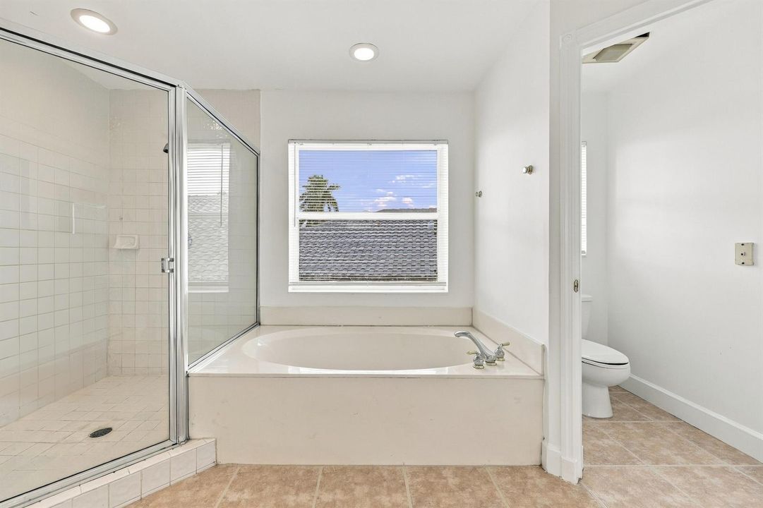 Separate Tub & Walk-In Shower