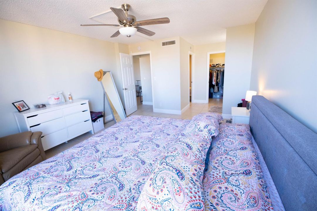 BOCA BAYOU MASTER BEDROOM 3