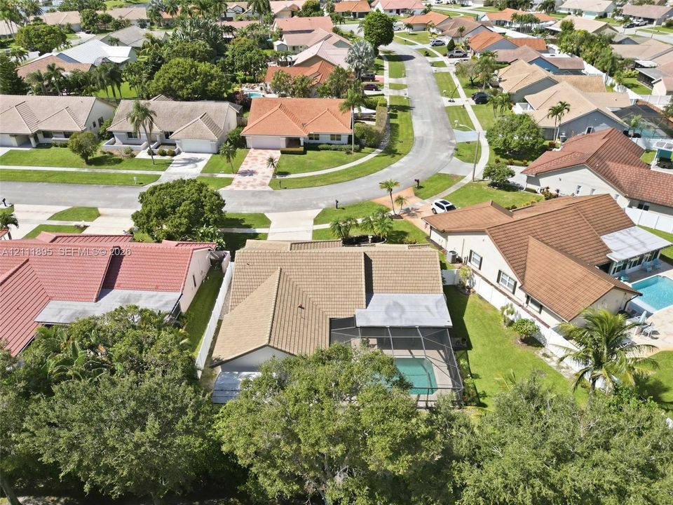 En Venta: $764,900 (4 camas, 2 baños, 2179 Pies cuadrados)