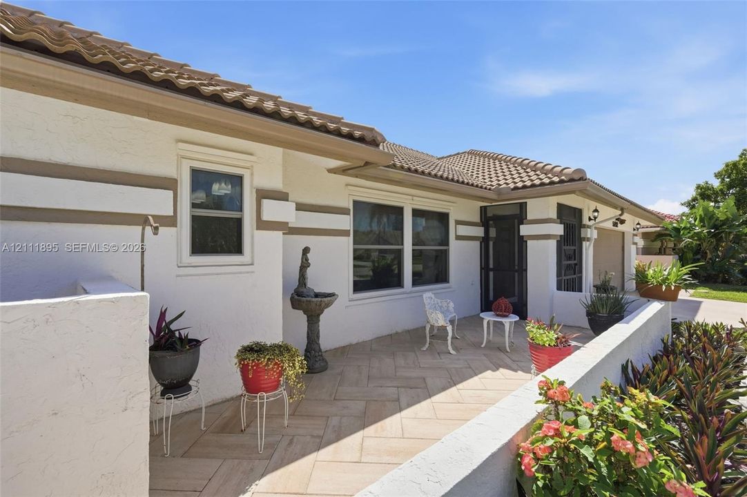 En Venta: $764,900 (4 camas, 2 baños, 2179 Pies cuadrados)