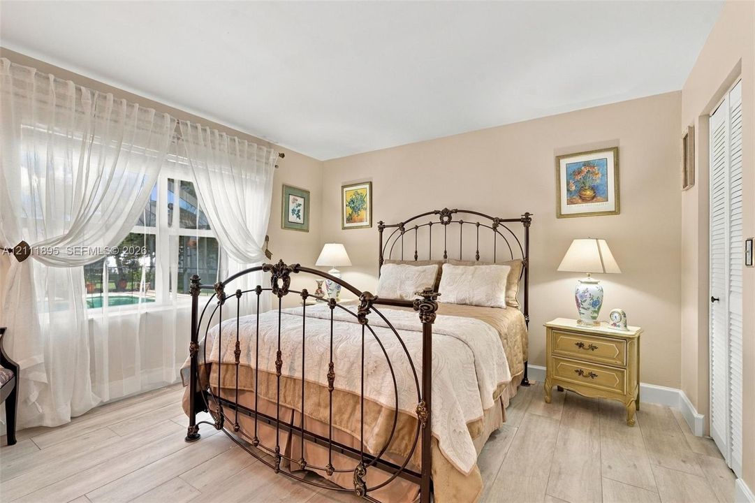 En Venta: $764,900 (4 camas, 2 baños, 2179 Pies cuadrados)