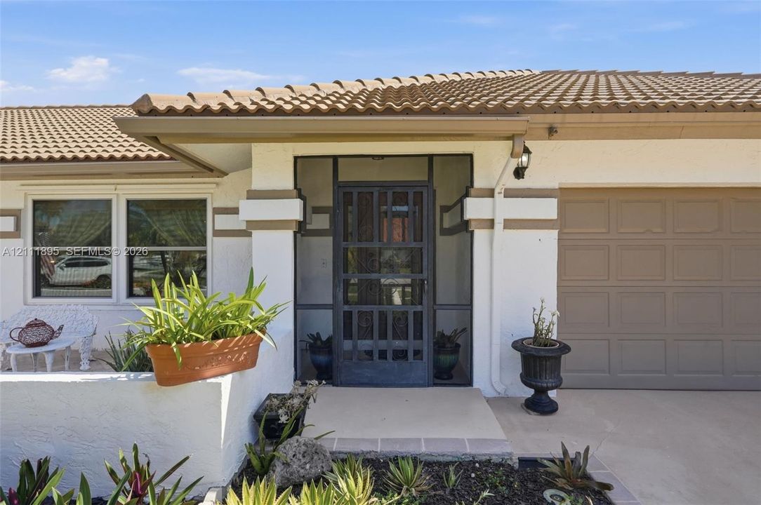 En Venta: $764,900 (4 camas, 2 baños, 2179 Pies cuadrados)