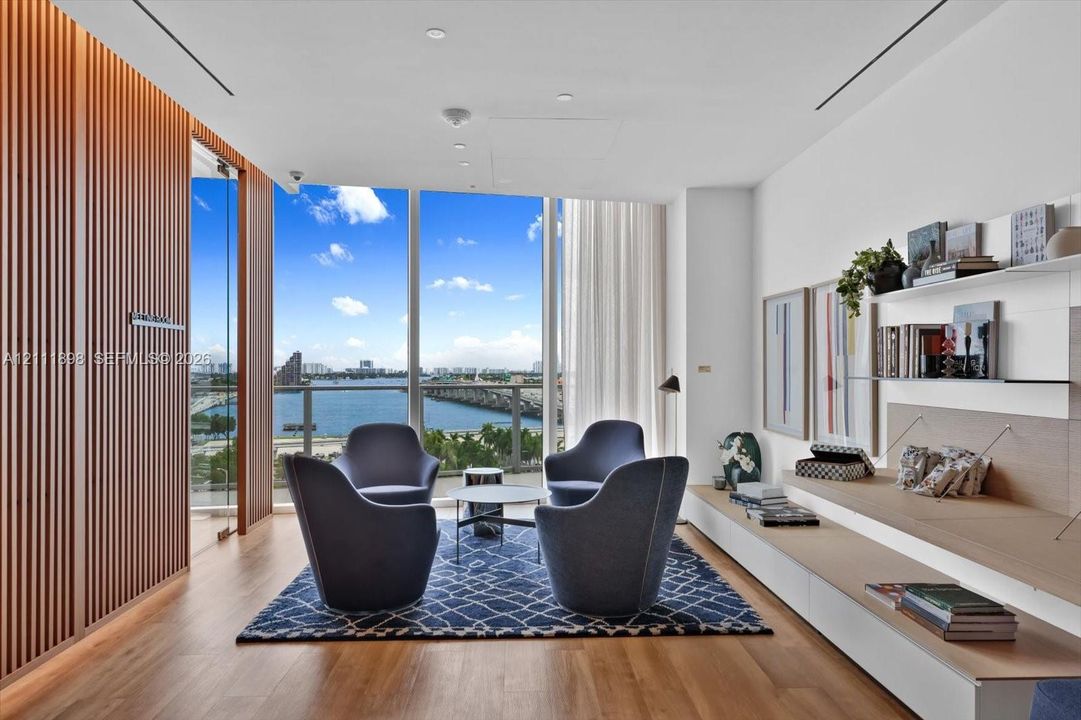 For Rent: $11,400 (2 beds, 2 baths, 1303 Square Feet)