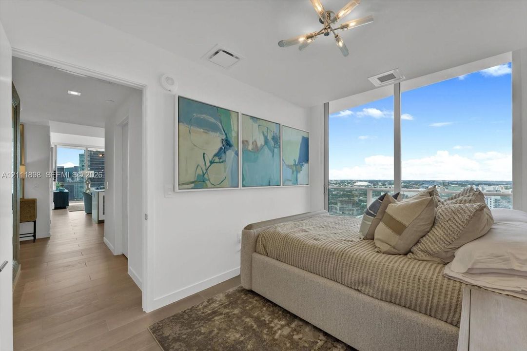 For Rent: $11,400 (2 beds, 2 baths, 1303 Square Feet)