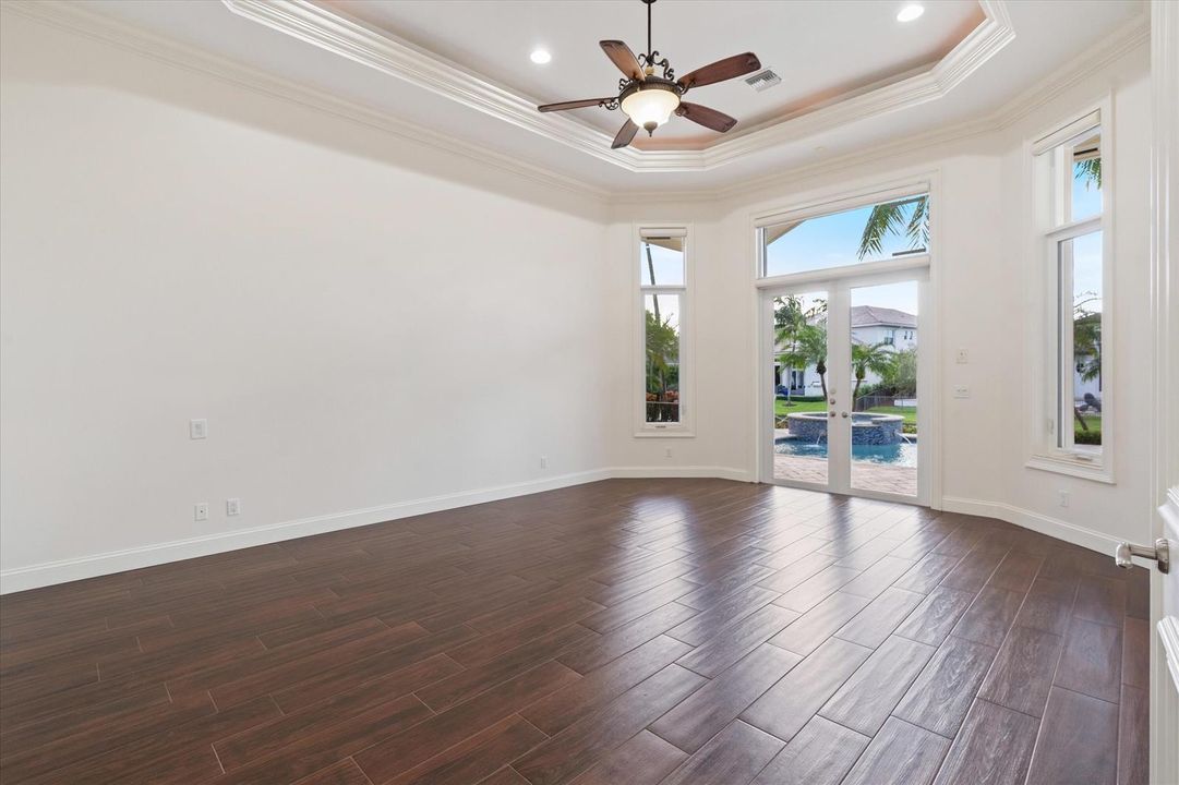 Primary Suite w Motorized Shades