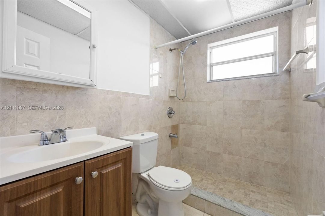 For Rent: $1,700 (1 beds, 1 baths, 0 Square Feet)