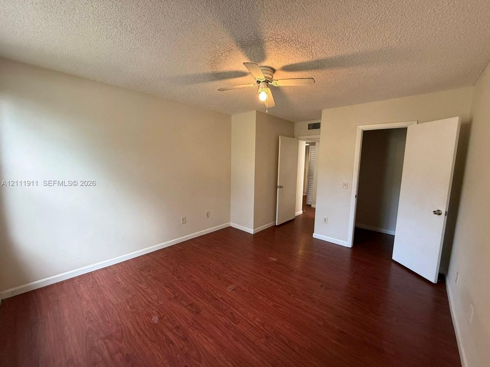 For Rent: $1,925 (2 beds, 2 baths, 980 Square Feet)