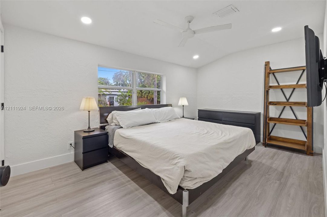 В аренду: $7,950 (5 спален, 3 ванн, 2913 Квадратных фут)