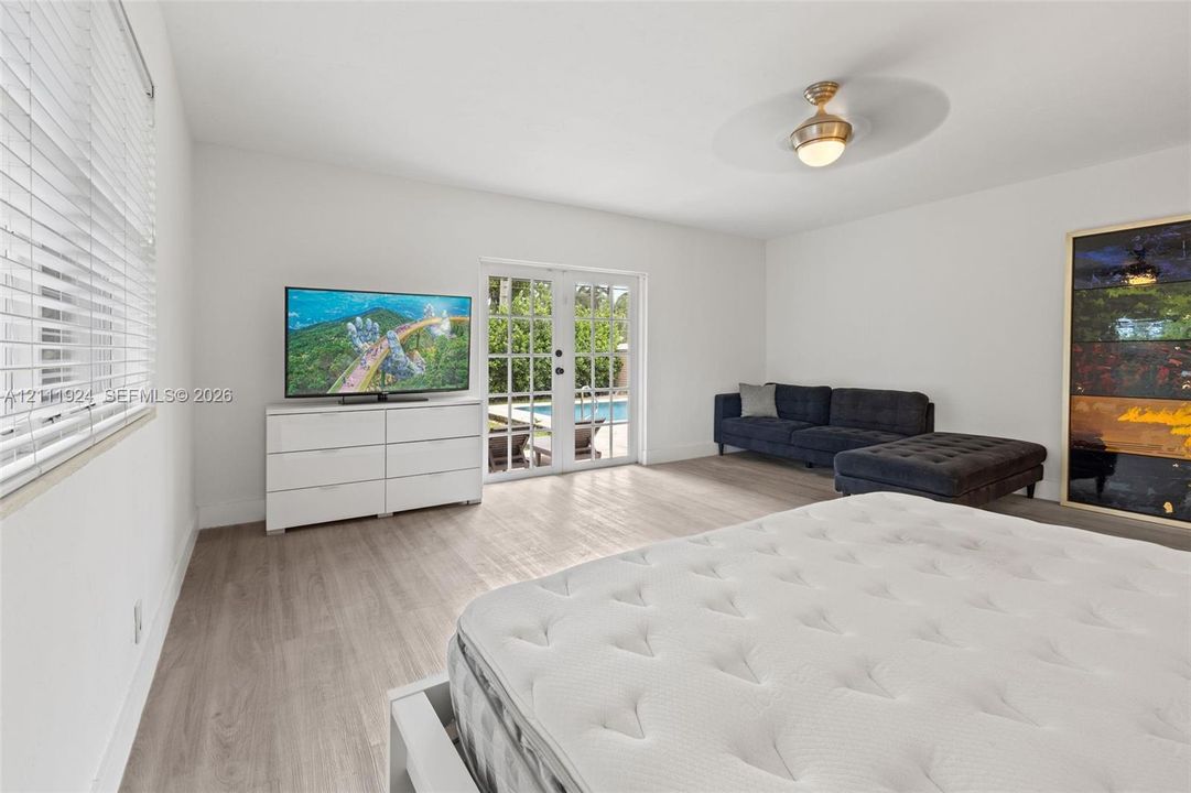 В аренду: $7,950 (5 спален, 3 ванн, 2913 Квадратных фут)