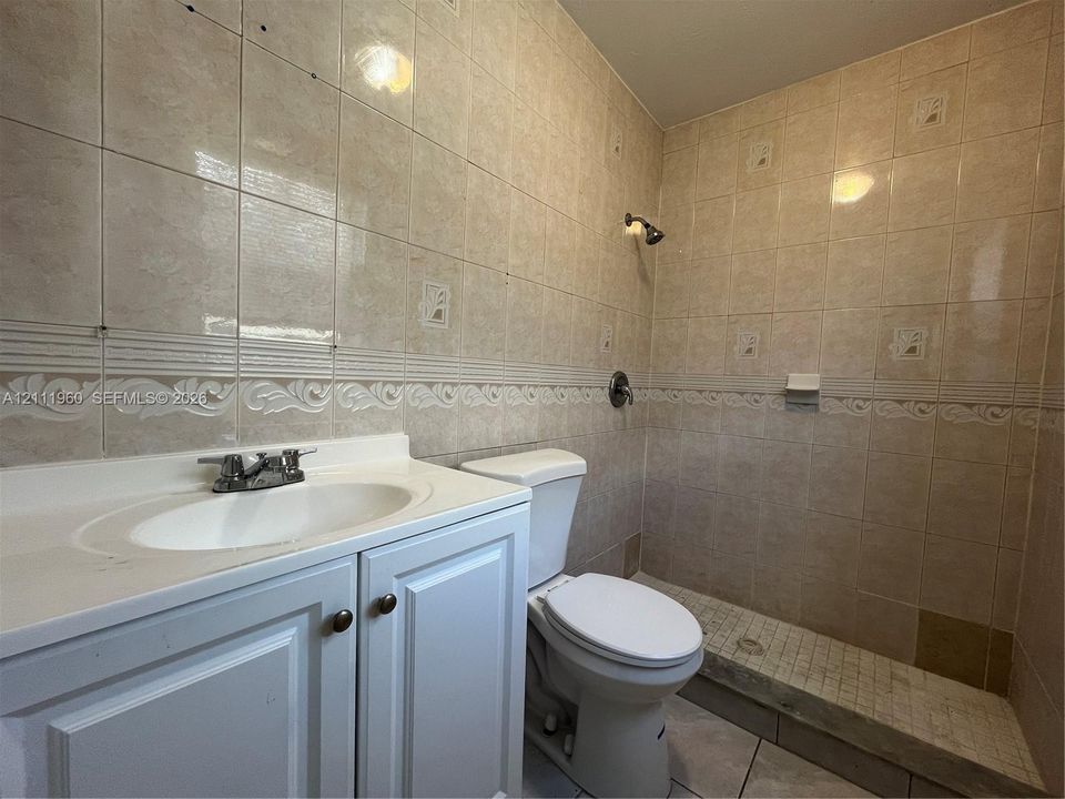 For Rent: $3,250 (3 beds, 2 baths, 1848 Square Feet)