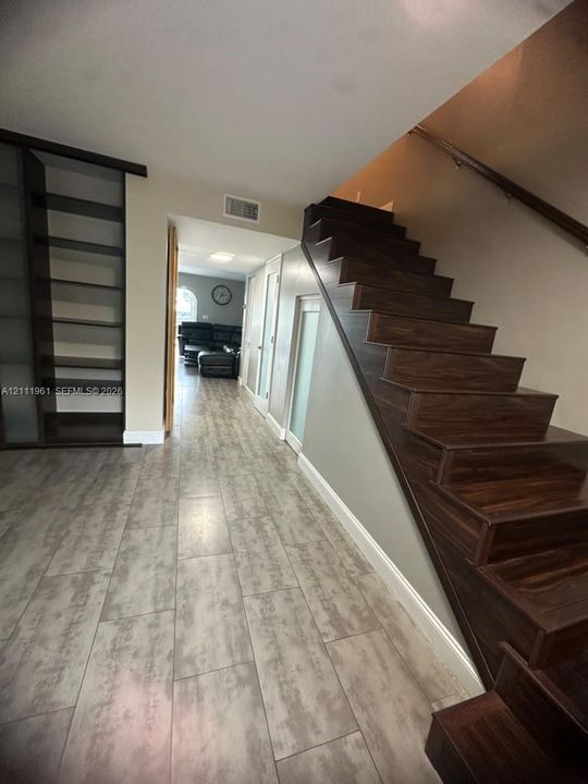 For Rent: $4,800 (2 beds, 2 baths, 1570 Square Feet)